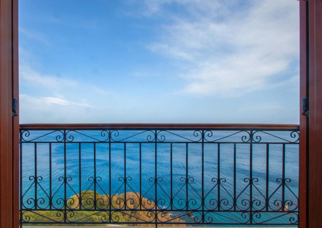 Arion Syros Hotel Ermoupoli Exterior photo